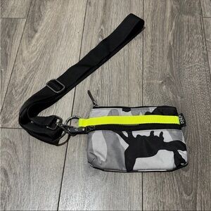 Andi New York Clutch